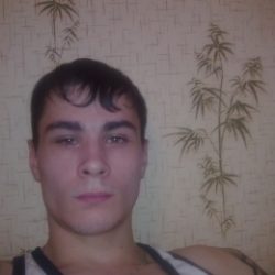 Симпатичный парень пригласит в гости девушку из Новосибирска Симпатичный парень пригласит в гости девушку из Новосибирска