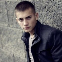 Ищу учительницу любого возраста, которая не торопясь всему научи Ищу учительницу любого возраста, которая не торопясь всему научи