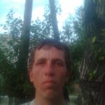 Высокий и стройный брюнет ищет симпатичную худую девушку для интим встреч в Новосибирске