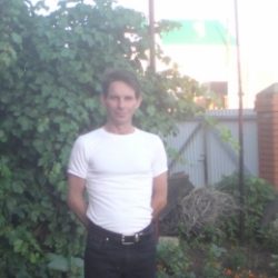 Парень ищет девушку в Новосибирске для жарких встреч Парень ищет девушку в Новосибирске для жарких встреч