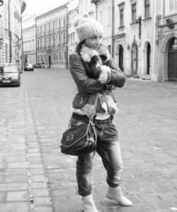 Девушка ищет парня для интима, Новосибирск Девушка ищет парня для интима, Новосибирск