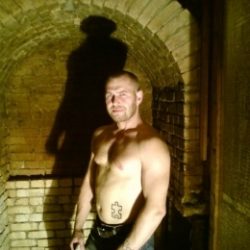 Ухоженный парень ищу девушку для интим встреч в Новосибирске Ухоженный парень ищу девушку для интим встреч в Новосибирске